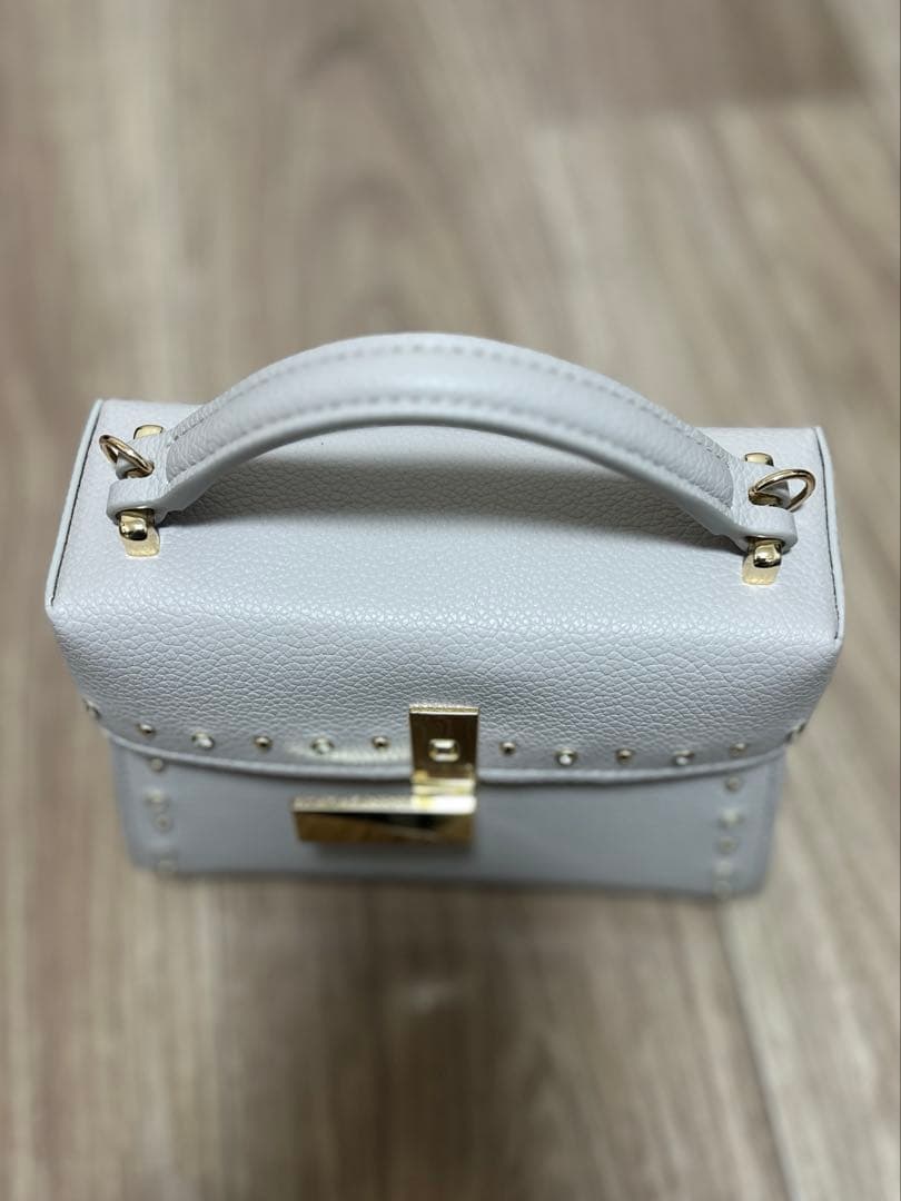 CELFORD リュタン ビジュースタッズポシェット