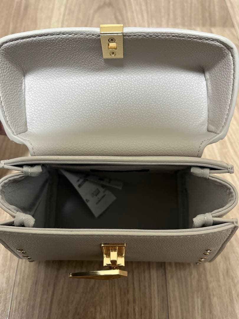 CELFORD リュタン ビジュースタッズポシェット