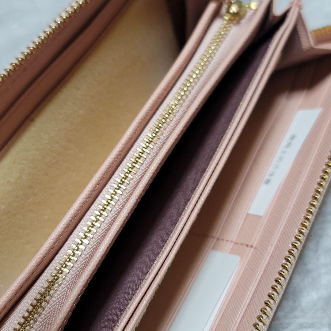 ANTEPRIMA 　新品　フラワーモチーフ 長財布 ピンク