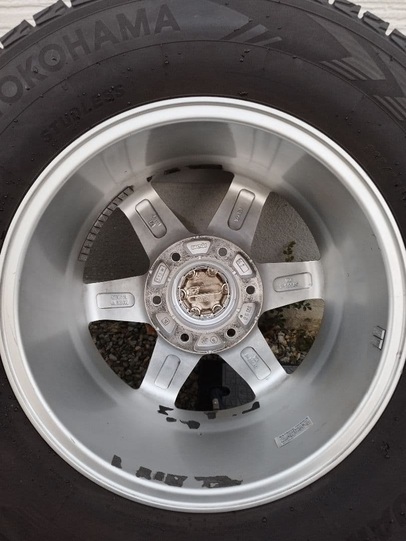 ドログバ ランドクルーザープラド スタッドレス 4本！