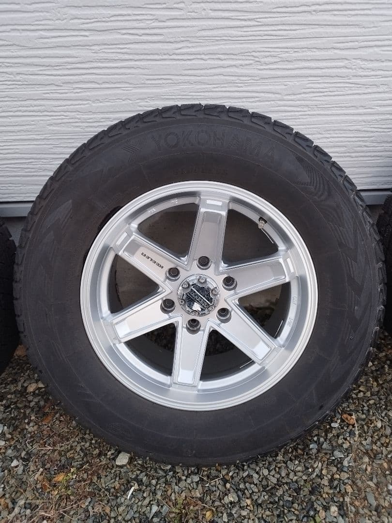 ドログバ ランドクルーザープラド スタッドレス 4本！