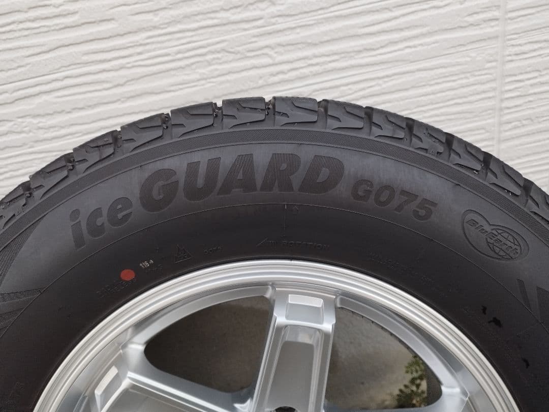 ドログバ ランドクルーザープラド スタッドレス 4本！