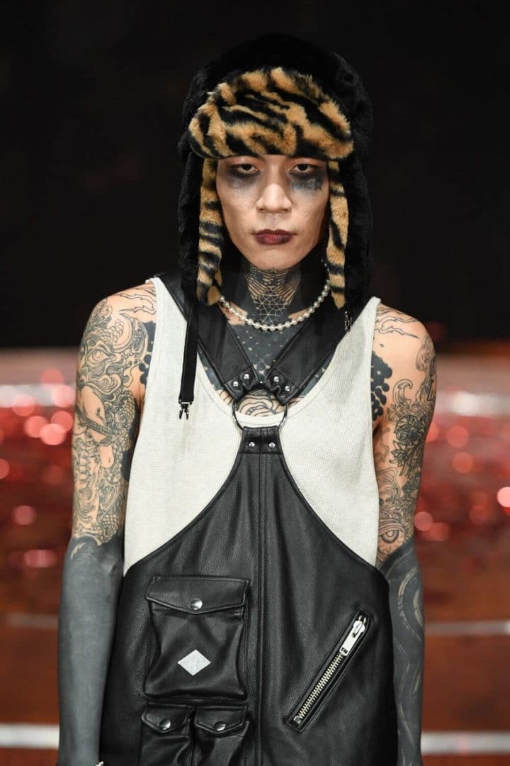 トップス el conductorH 22AW Bondage Leather Vest