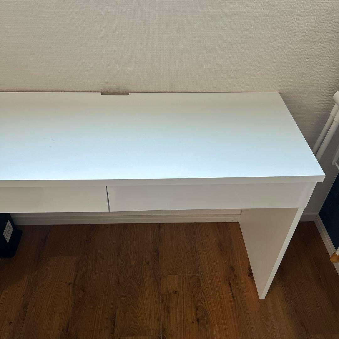 ホワイトシンプルデスク 引き出し付き