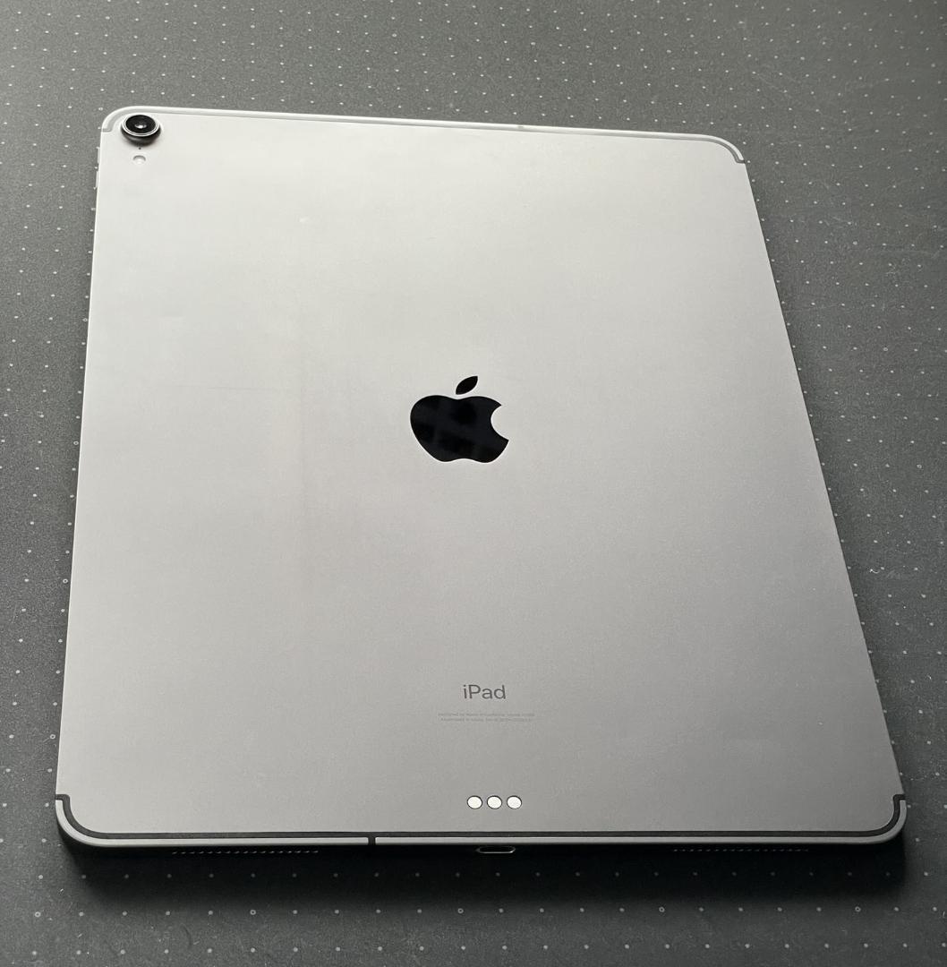 iPad Pro 12.9インチ 第3世代 64GB Cellular