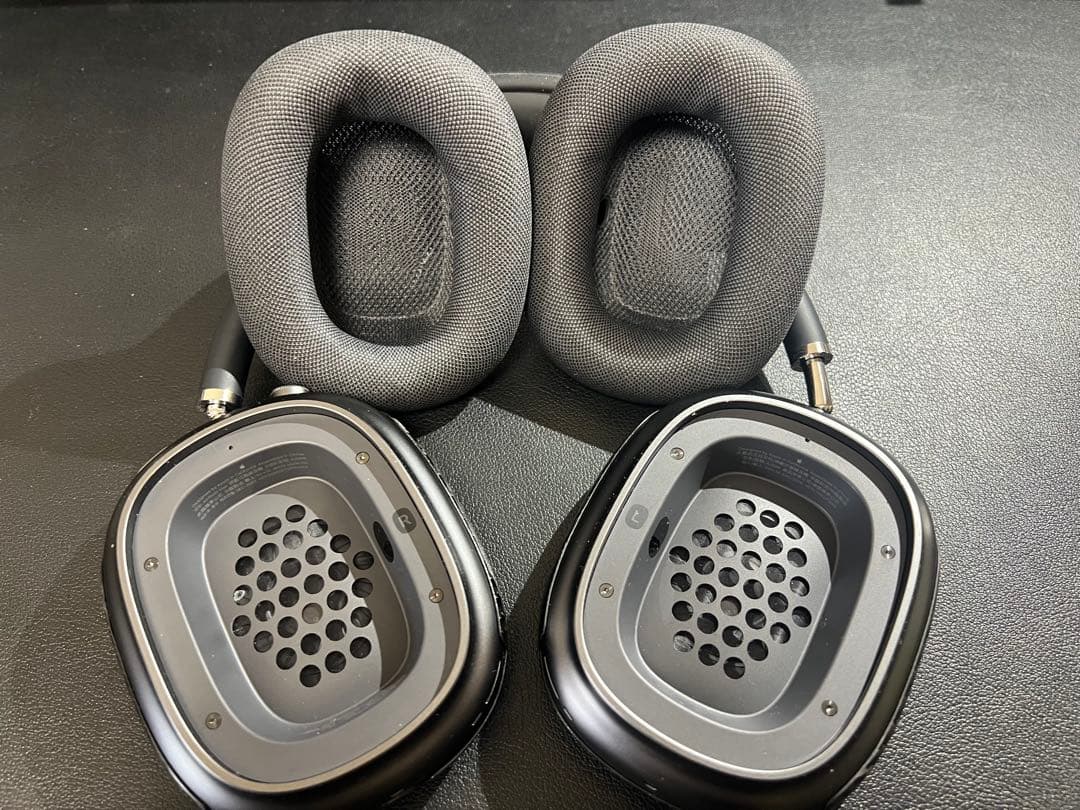 AirPods MAX スペースグレイ lightning