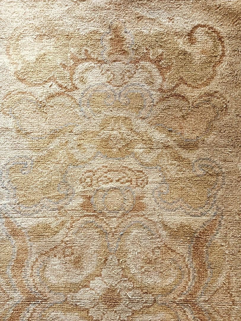 アンティーク緞通　苔色の古びた緞通のラグ　赤穂　堺　鍋島　屋敷　大正ロマン