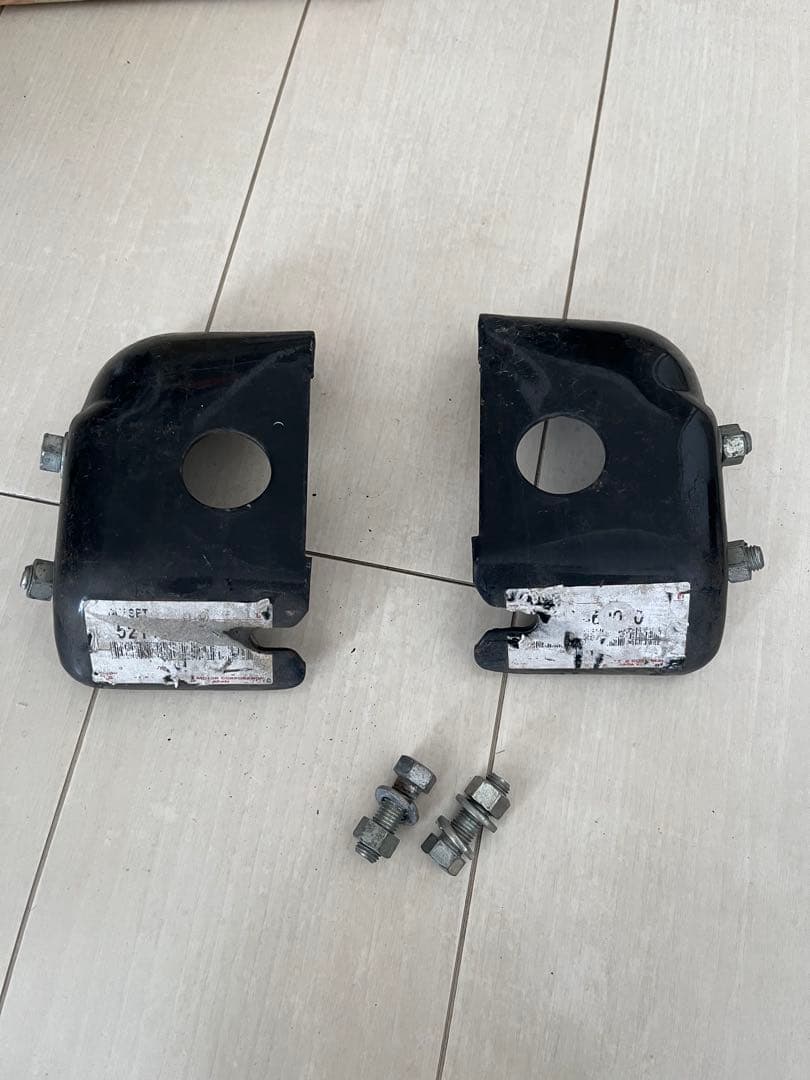 ランクル70系　フロントバンパー　ステーセット