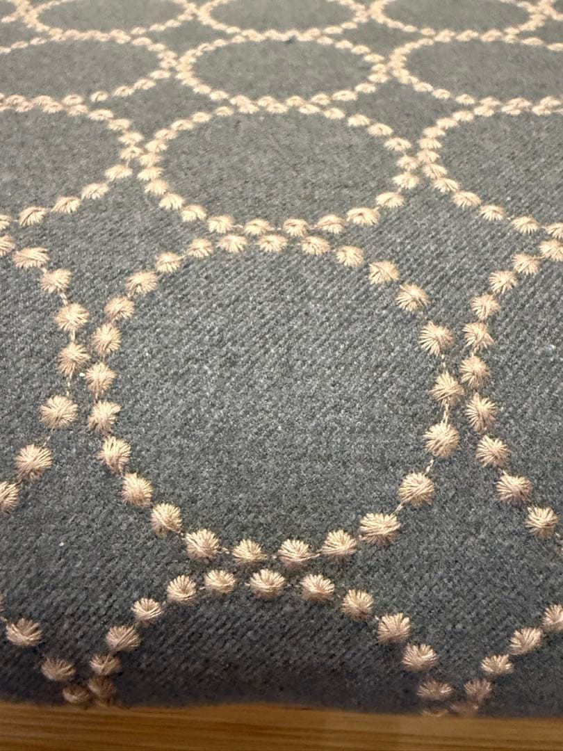 ミナペルホネン　生地使用　スツール オットマン　チェア　イス　家具　インテリア