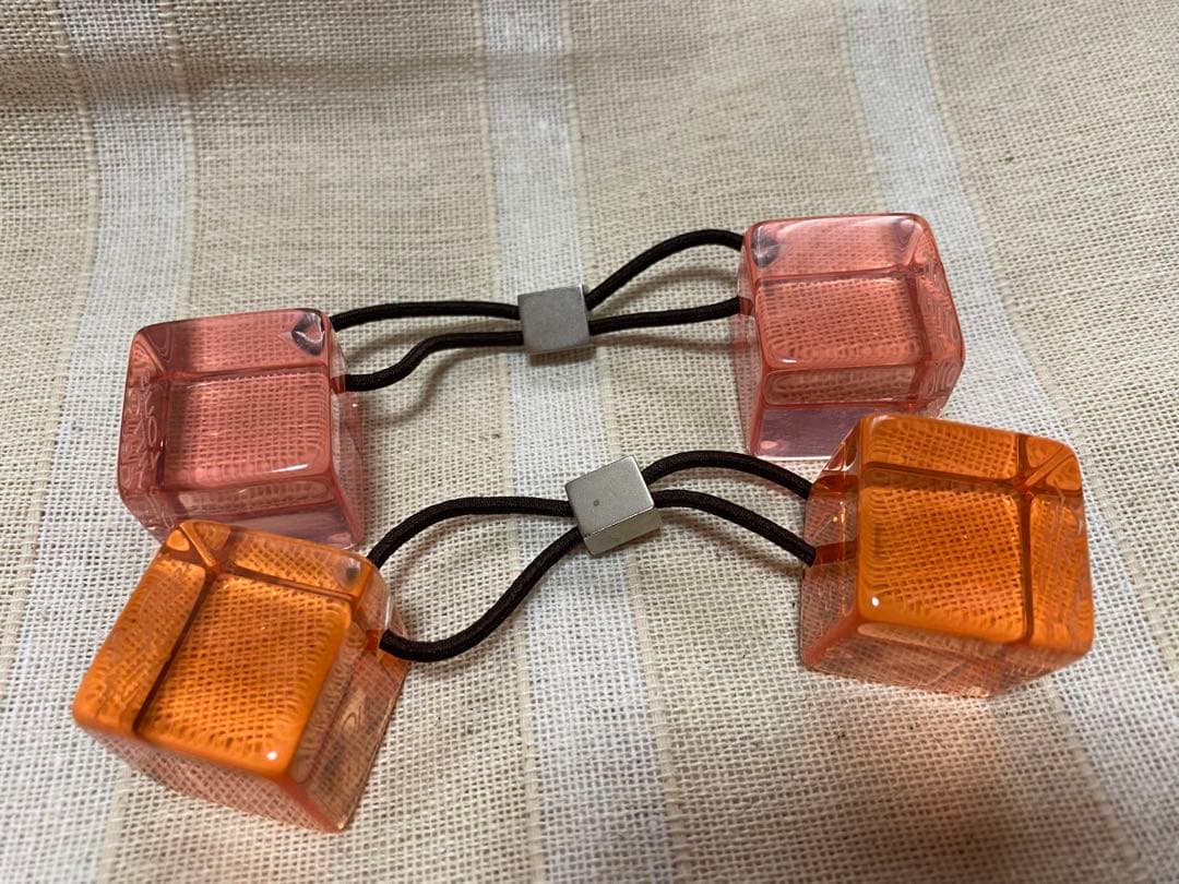 ルイヴィトン　LOUIS VUITTON ヘアキューブ　２個セット　ポーチ付