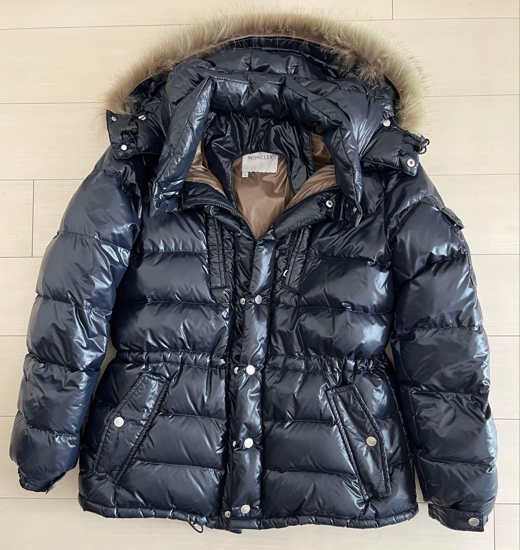 MONCLER（モンクレール）　ダウン