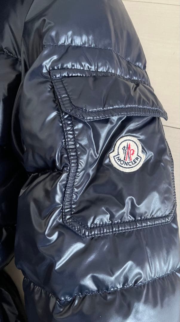 MONCLER（モンクレール）　ダウン