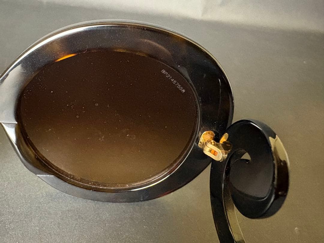 PRADA サングラス SPR27N