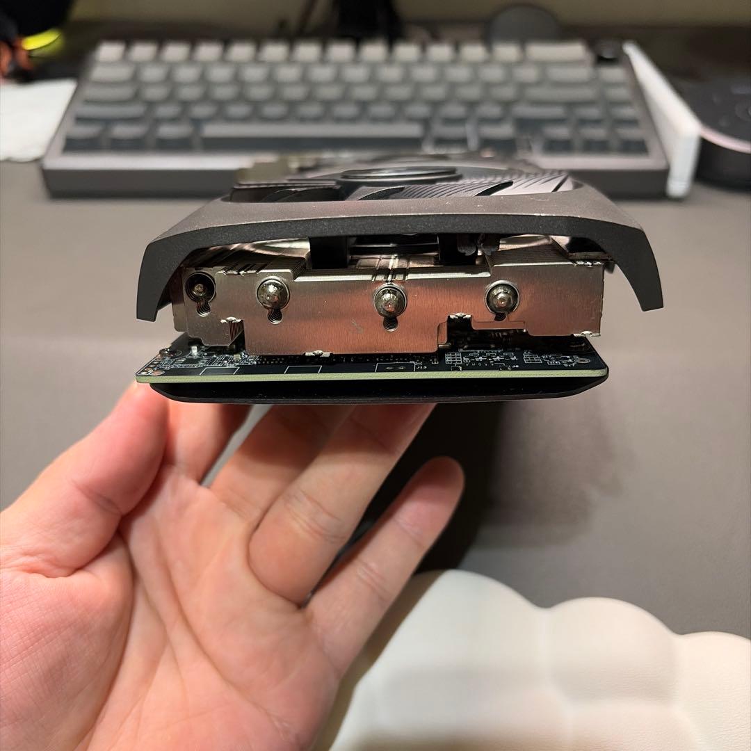 ZOTAC GeForce RTX 4070superグラフィックカード