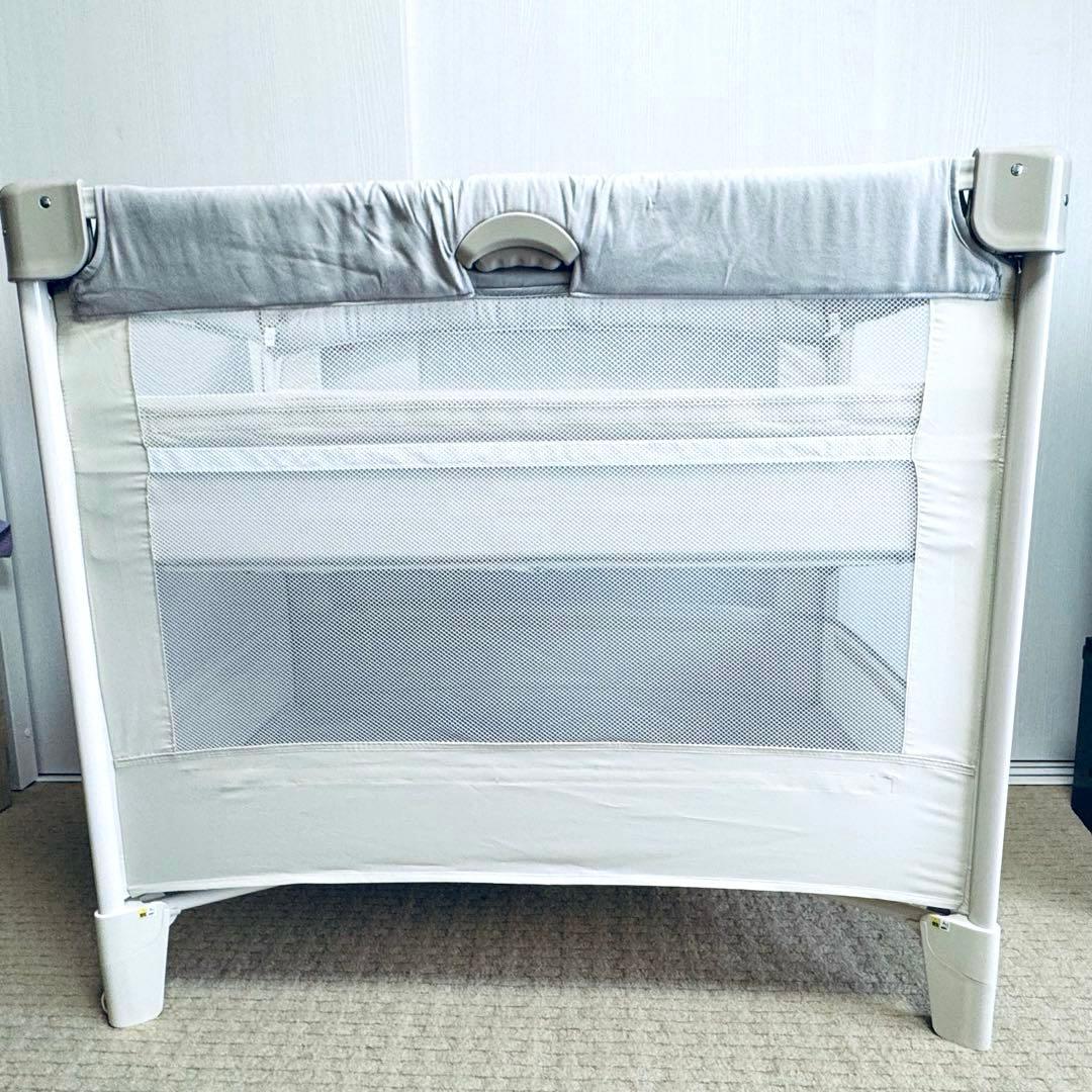 【美品】ベビーベッド ココネルエアープラスAB ホワイトベージュ