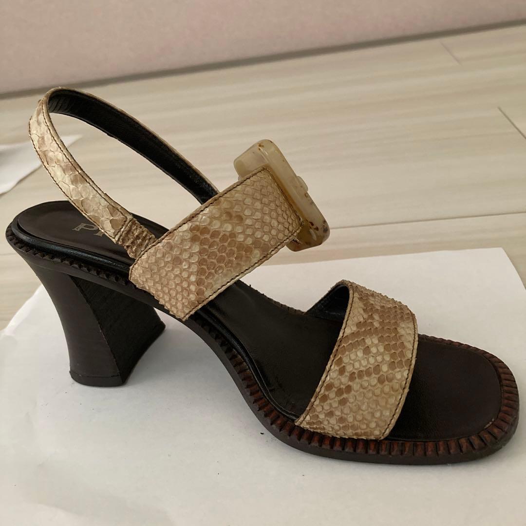 11月20日までタイムセール　PRADAスネイクサンダル