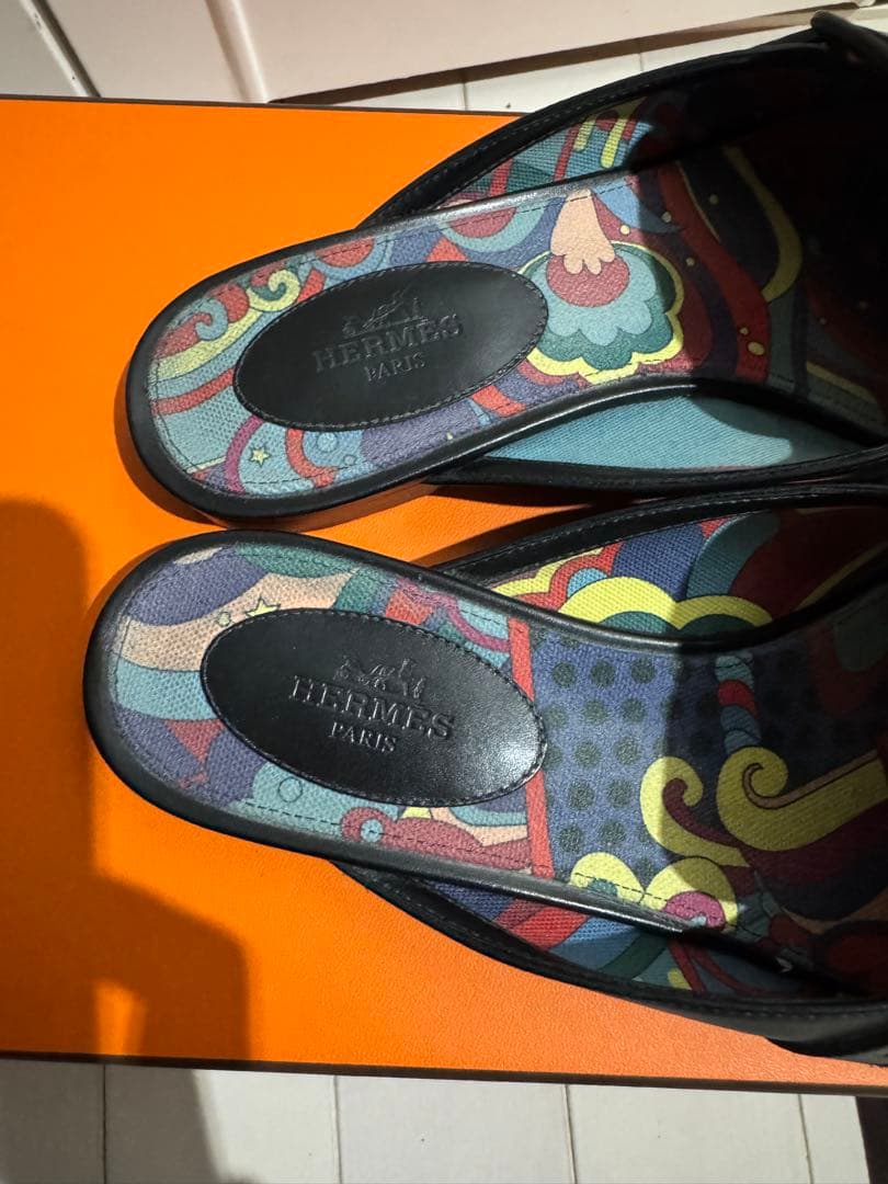 HERMES ブラック レザー ミュール 37.5