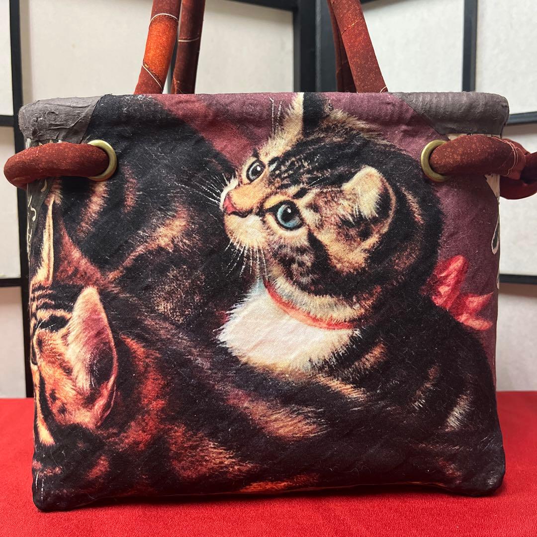 金魚鉢の側の猫 一閑張り バッグ かごバッグ ハンドバッグ 猫 茶トラ キジトラ