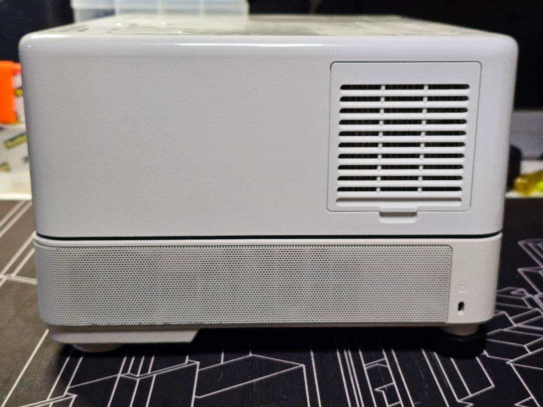 EPSON EMP-TWD10 プロジェクター