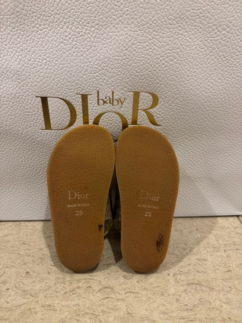 baby DIOR ベージュ ストラップサンダル