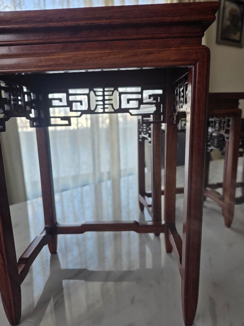 シノワズリスタイル木製ネストテーブル