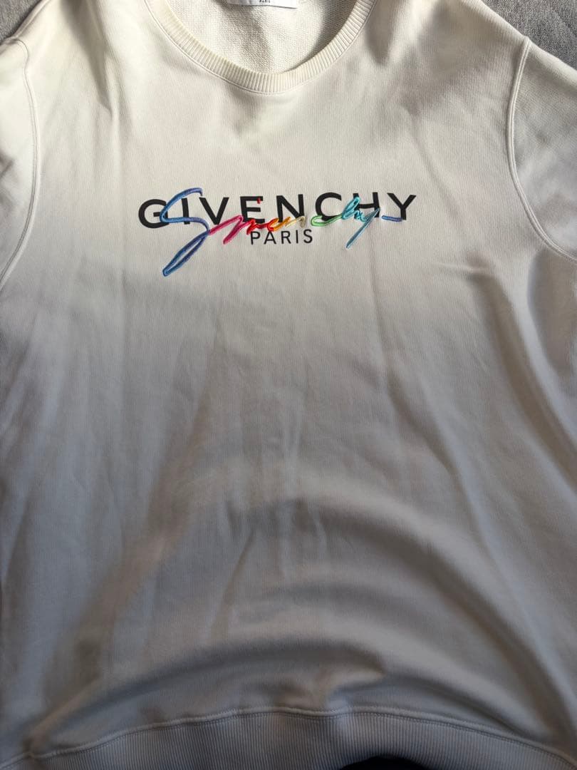 GIVENCHY ホワイト トレーナー M