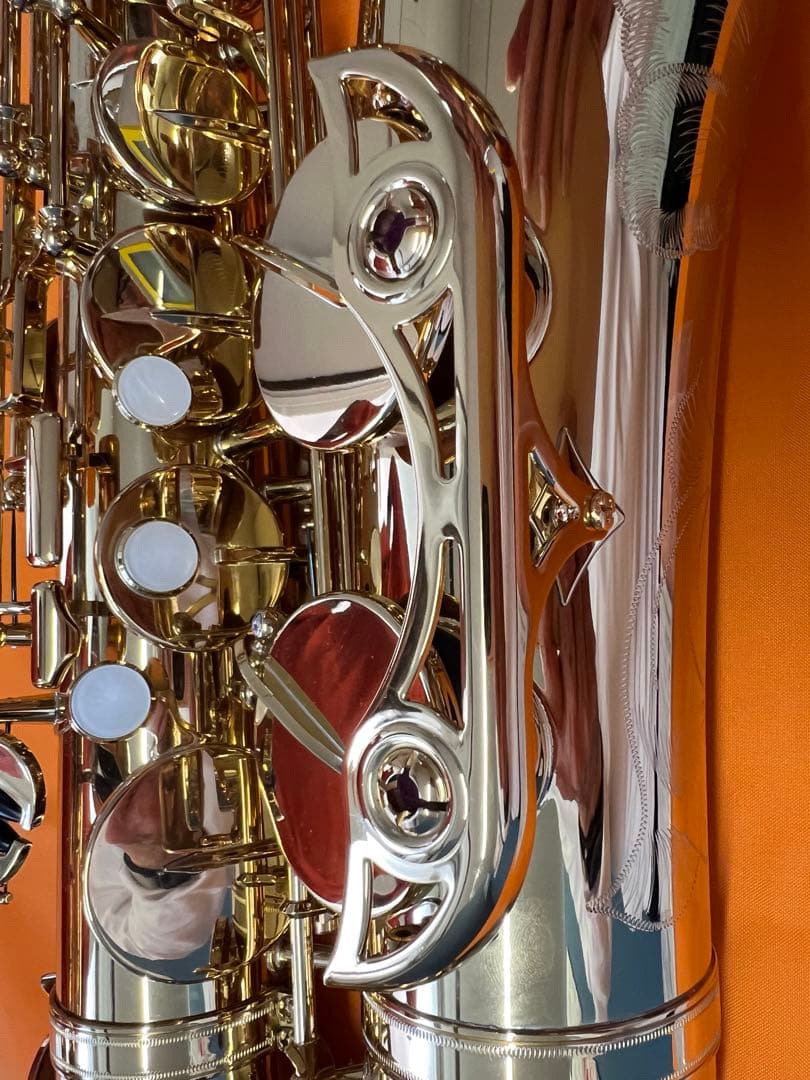 テナーサックス YTS-62 です。