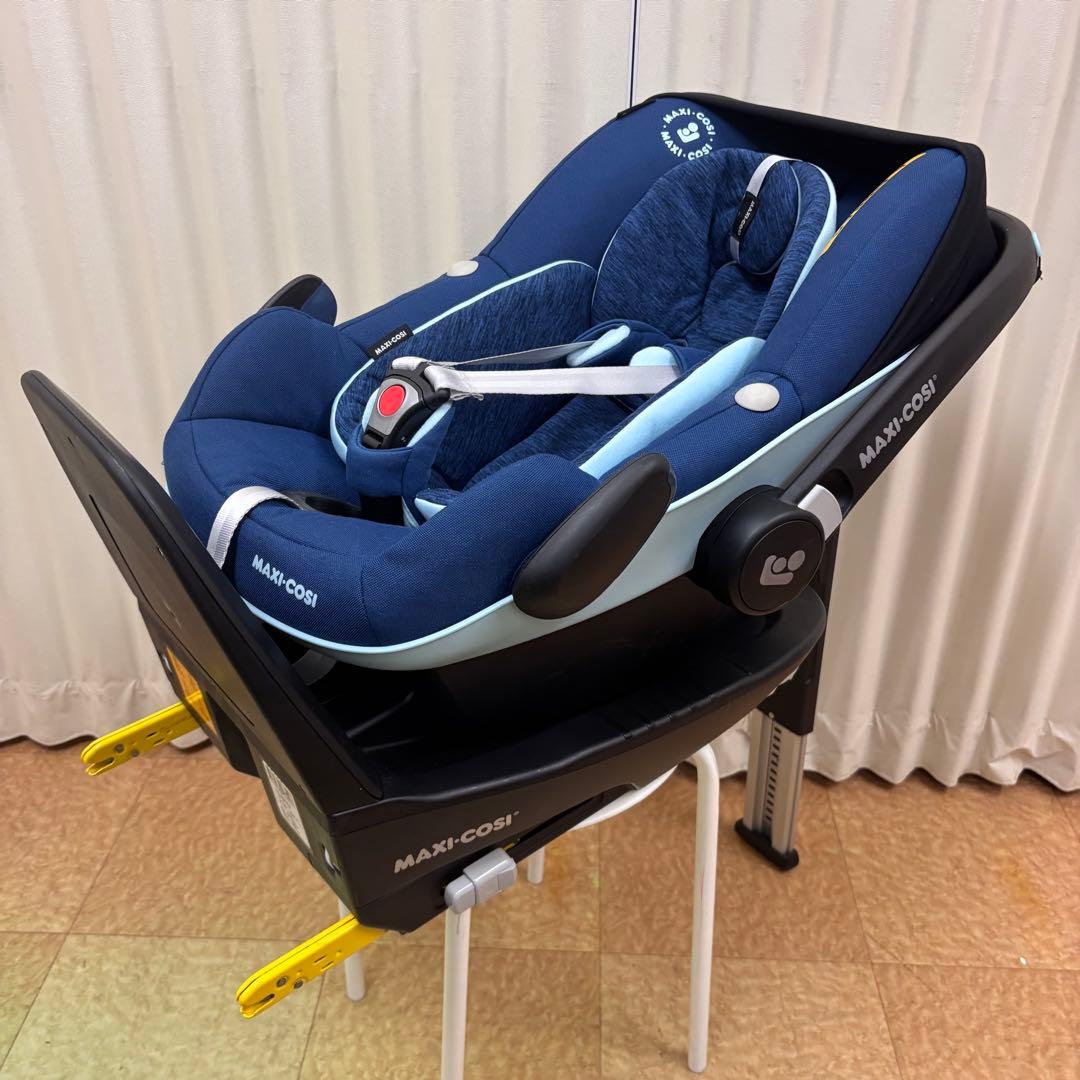 ☆極美品☆　新生児　マキシコシ　ペブル　プロ　アイサイズ　ファミリーフィックス2