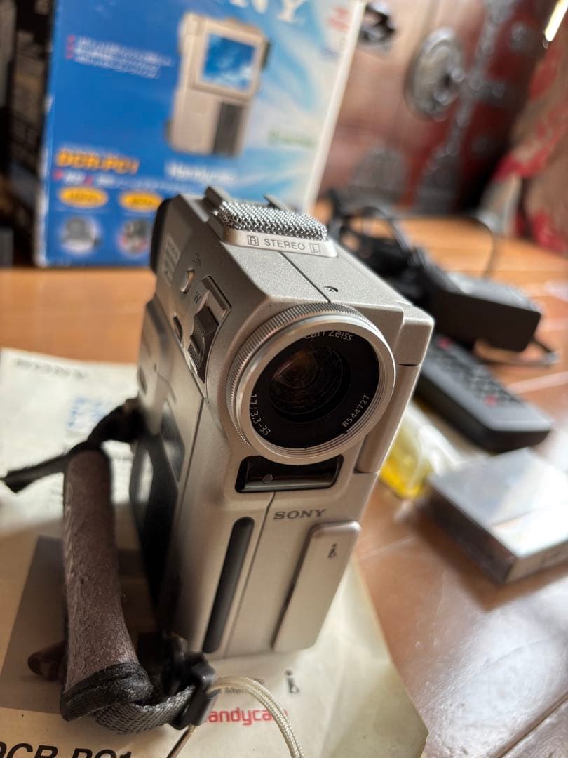 SONY DCR-PC1 ビデオカメラ 本体