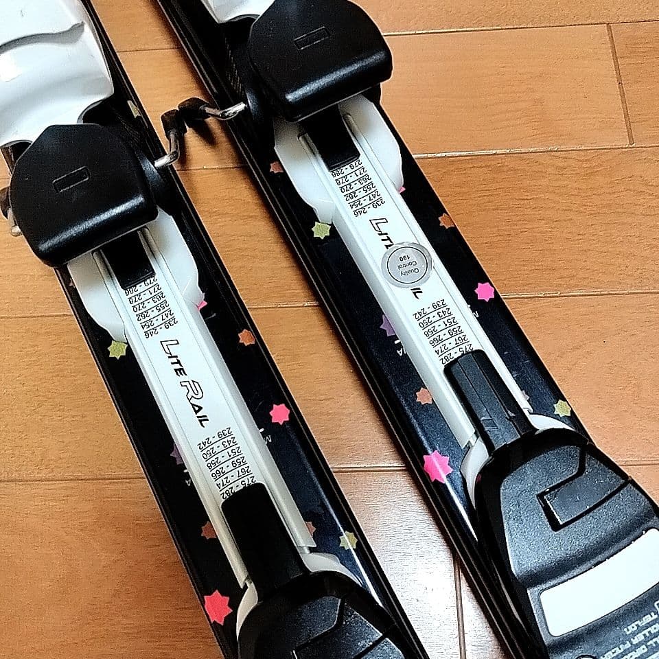 【あか様】スキー板／ブーツ／ストック 3点セット