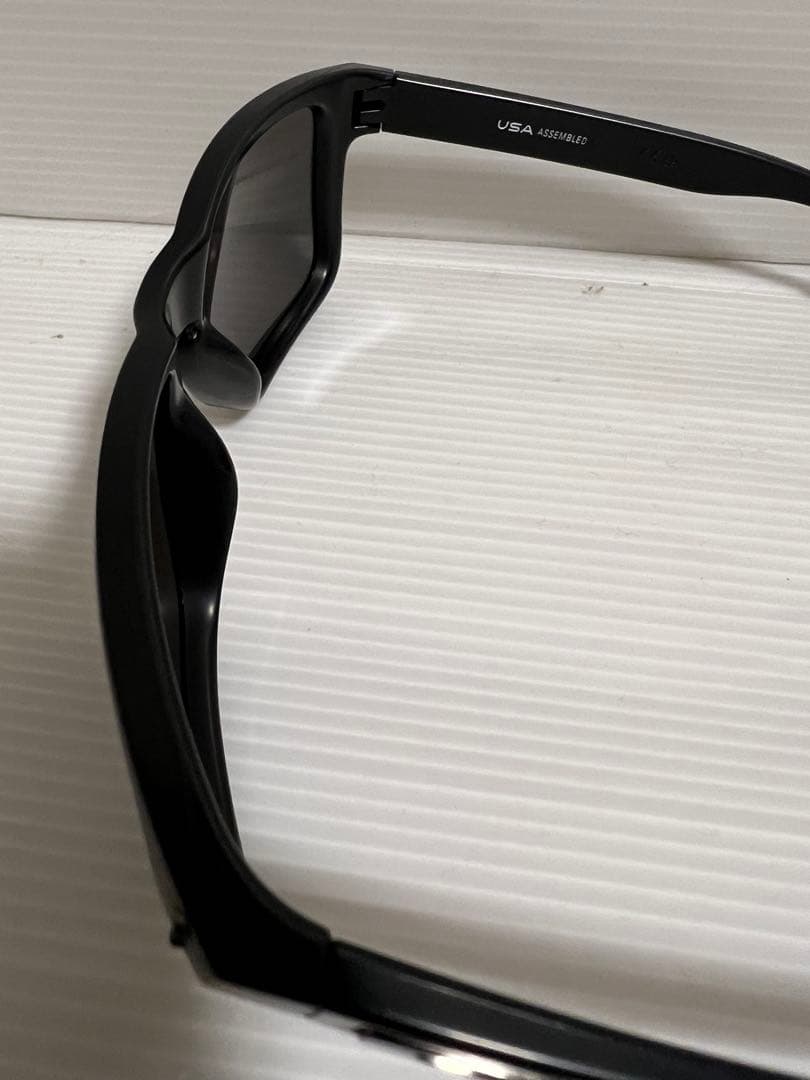 オークリーHOLBROOK XL oo9417-0559 +新品偏光