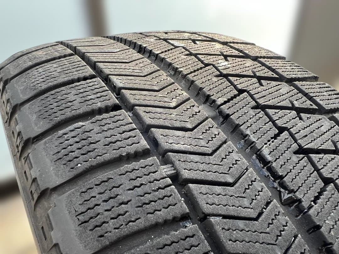 スバル 17インチ スタッドレスタイヤホイールセット ブラック