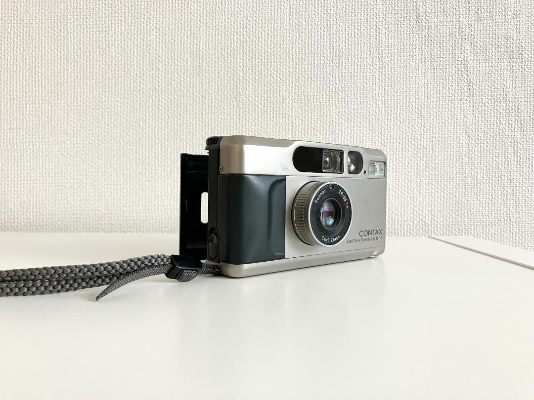 【ジャンク】　CONTAX T2 フィルムカメラ