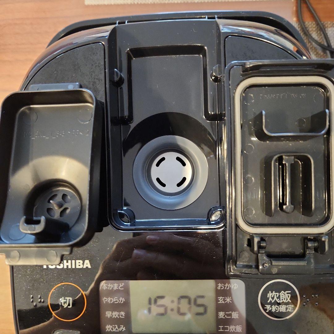 TOSHIBA　IH炊飯器　RC-5XT ブラック　2024年製　3合炊き