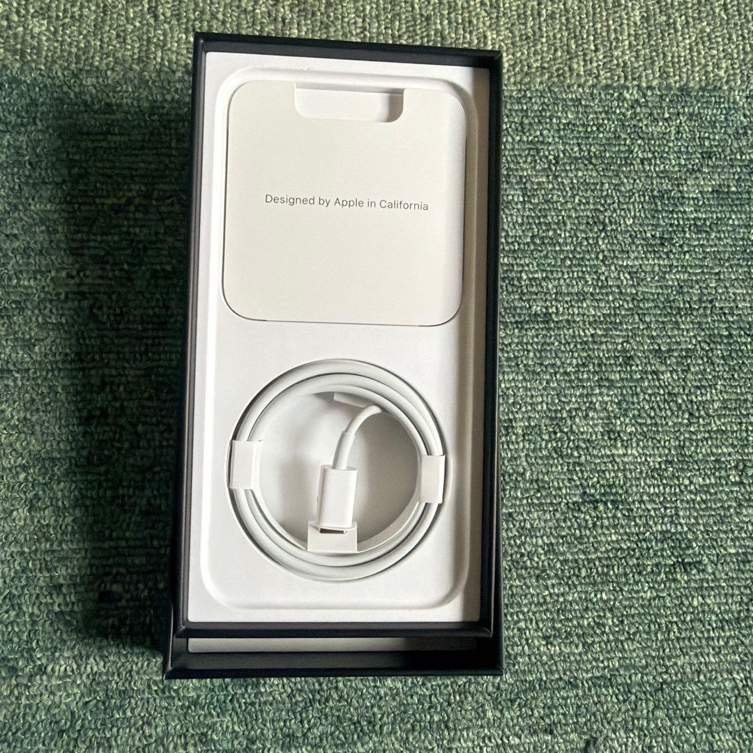 A*☆様 iPhone12 PRO シルバー　SIMフリー