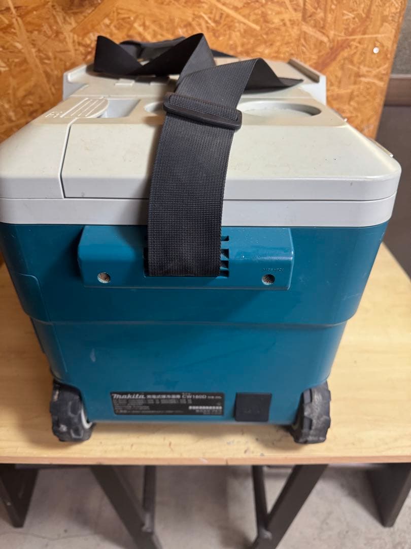 マキタ冷温庫　CW180D ジャンク品