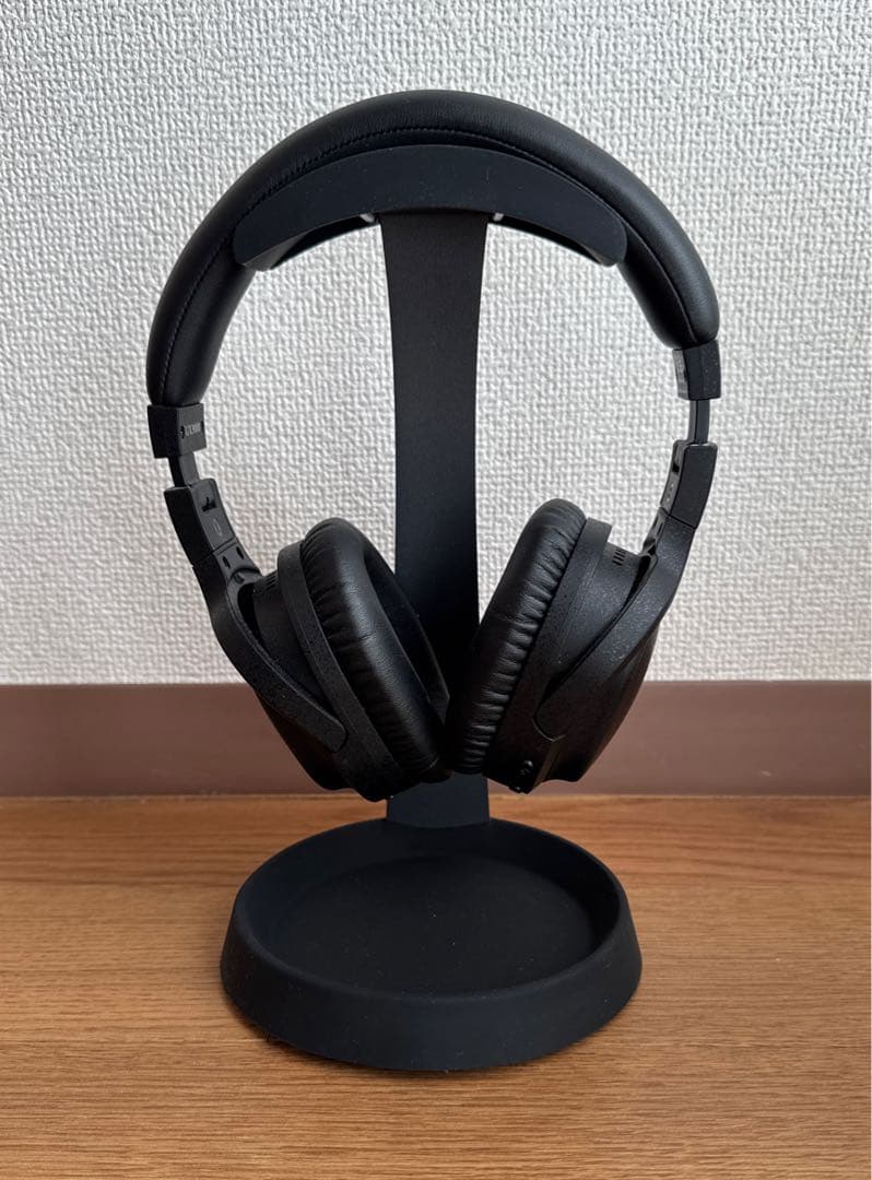 final UX3000 ヘッドホンスタンド付き　ノイズキャンセリング