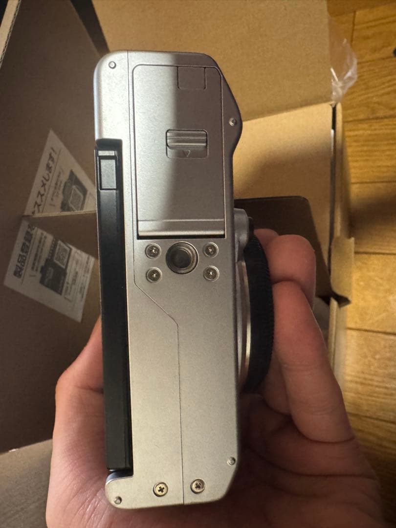 FUJIFILM XM5 シルバー　レンズセット 1年保証つき！