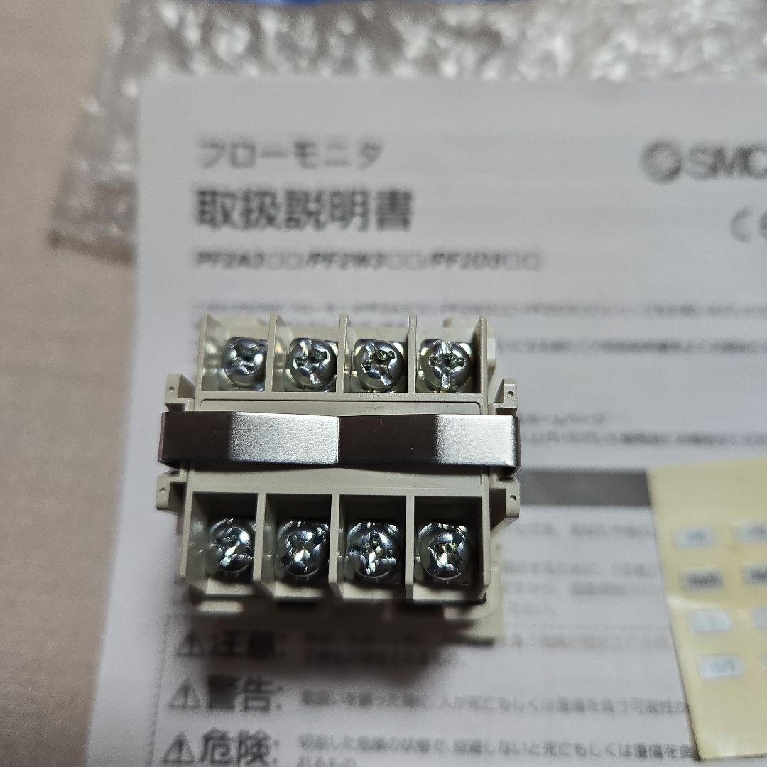 SMC フローセンサー PF2D300-A-M