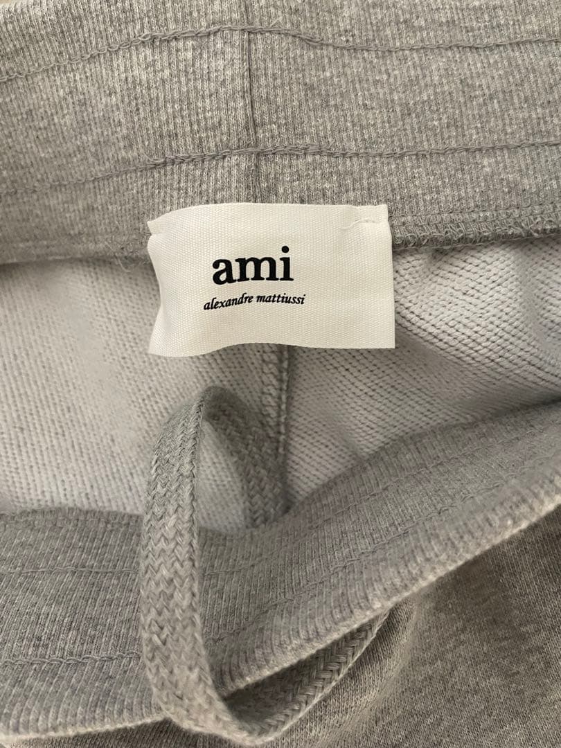 ami paris アミパリス ショートパンツ