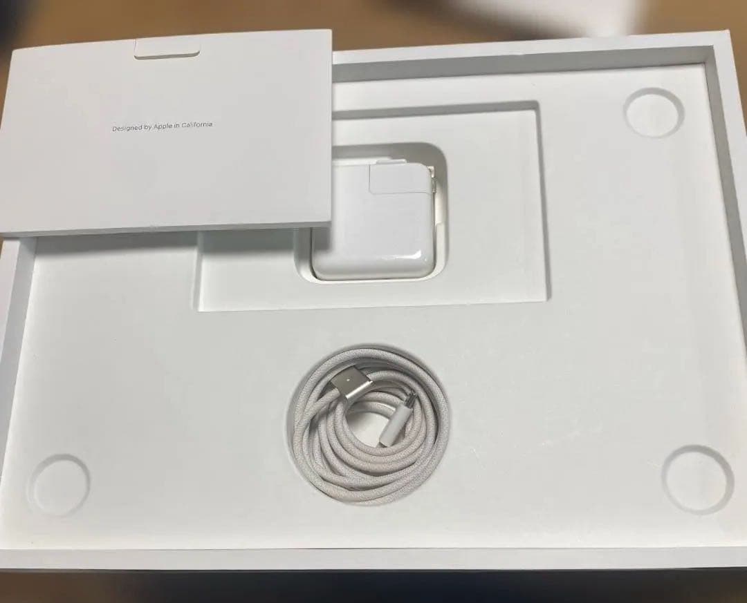 最強デスク環境！MacBook Air M3+AppleMagicマウス他