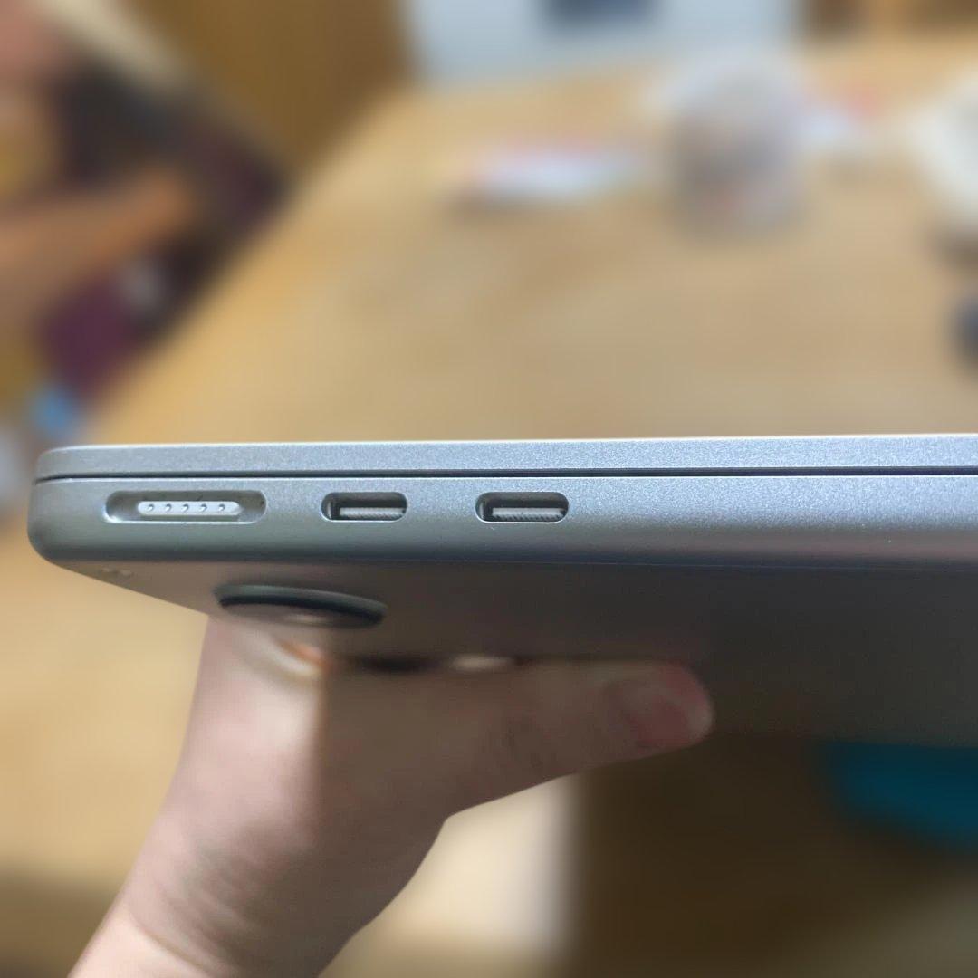 最強デスク環境！MacBook Air M3+AppleMagicマウス他