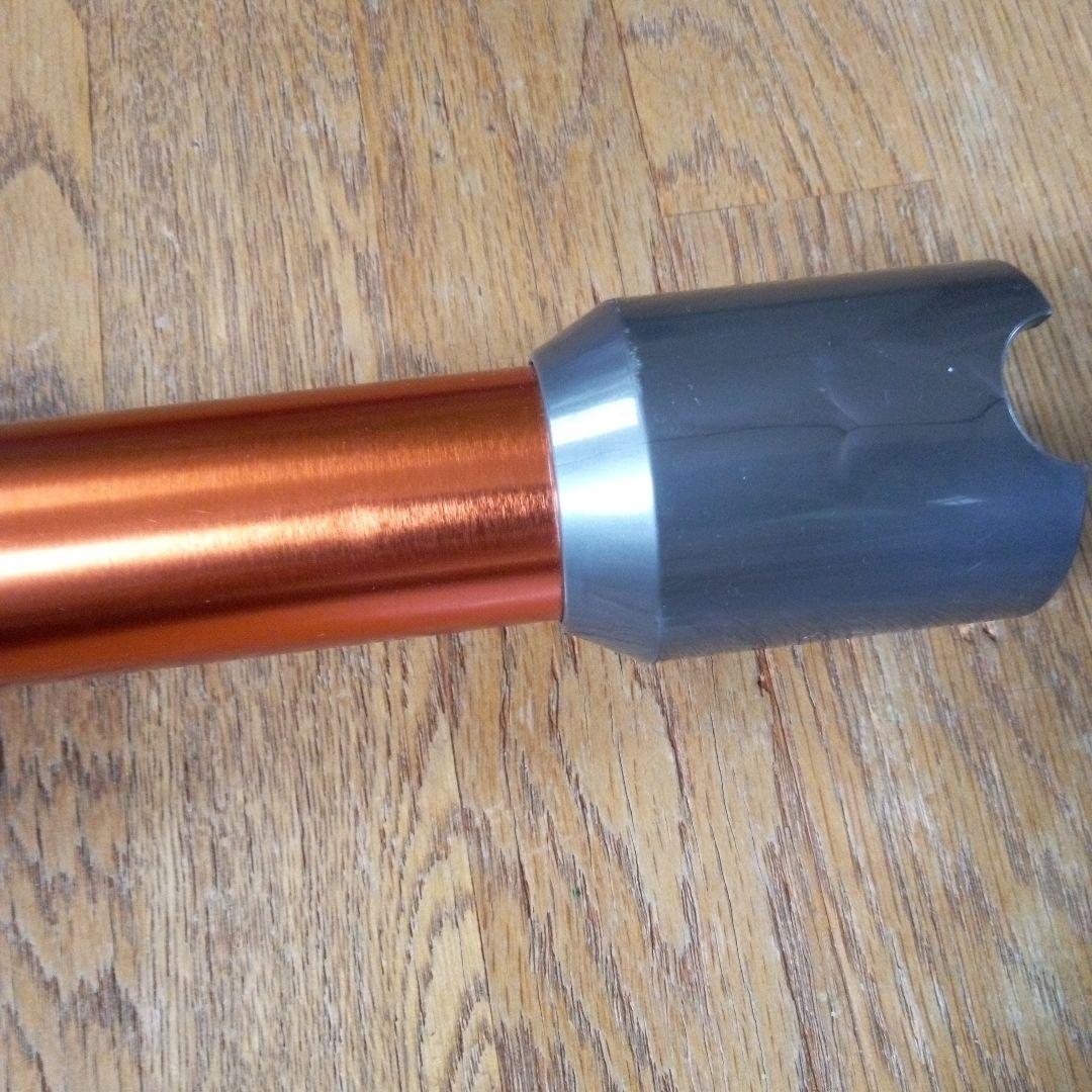 ダイソーSV12コードレスクリーナー　ジャンク品充電可能