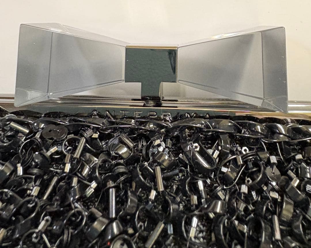 ANTEPRIMA クラッチバッグ　クリスタルフィオッコ　黒