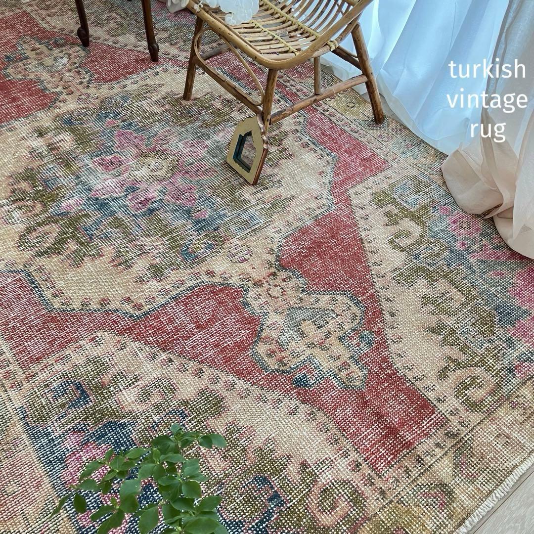 貴重✳︎アヴァノス　落ち着きシャビーレッド　キャラメル　トルコヴィンテージラグ