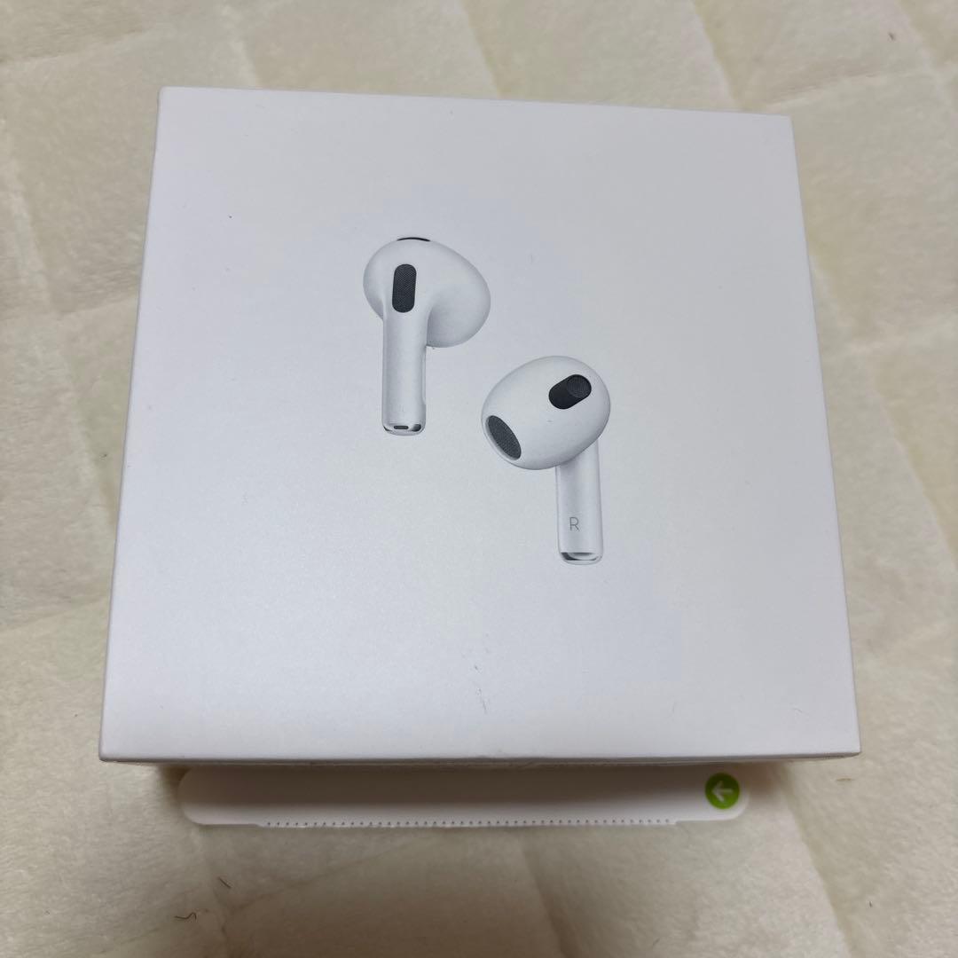 Tata　AirPods (第3世代) 本体