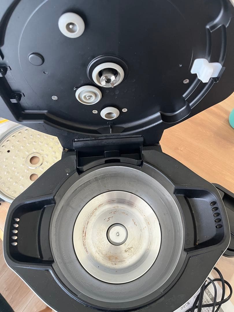 ホットクック　　kn-hw24g-w