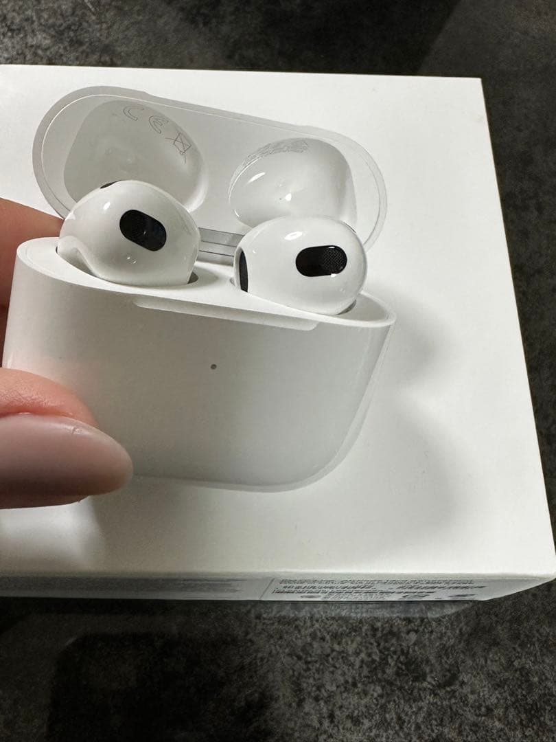 【新品同様】AirPods 第3世代AppleCare保証交換｜本体・ケース新品