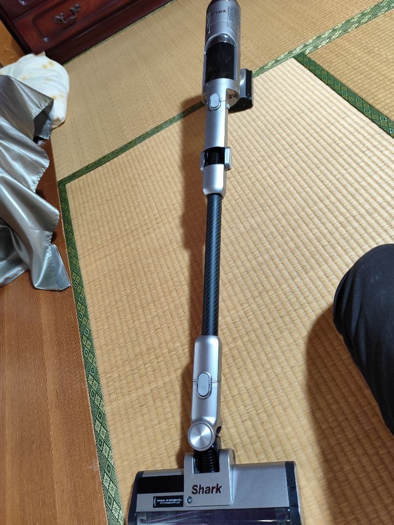 Shark Clean Sense iQ IW3241JSL シャーク シルバー