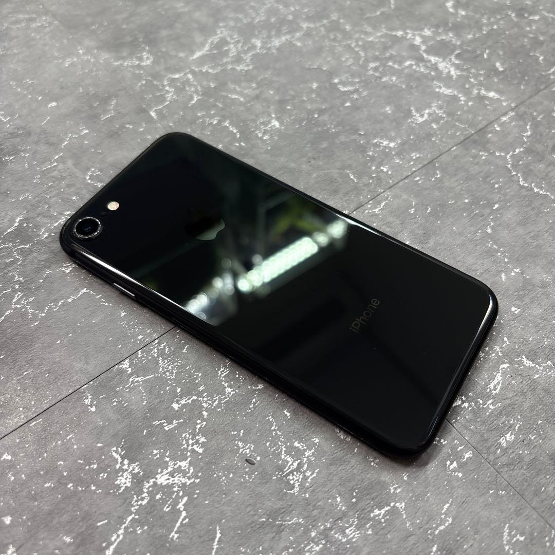 iPhone8 64GB ブラック